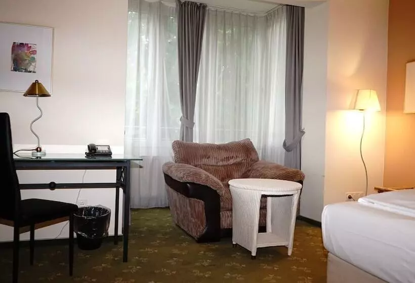 Fotos del hotel Entrée Groß Borstel Garni:  8