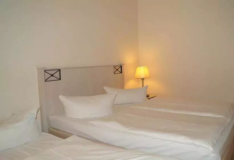 Fotos del hotel Entrée Groß Borstel Garni:  25