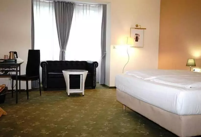 Fotos del hotel Entrée Groß Borstel Garni:  4