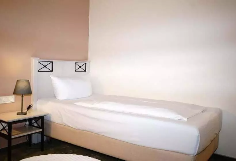 Fotos del hotel Entrée Groß Borstel Garni:  21