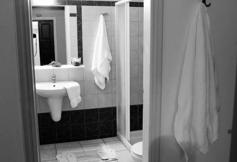 Fotos del hotel Irigeneia:  11