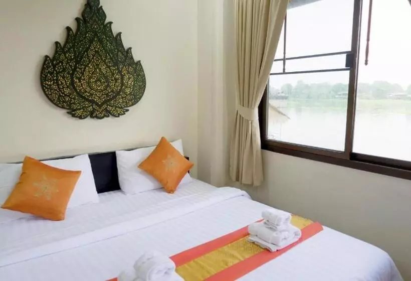 Fotos del hotel Ayutthaya Garden River Home:  14