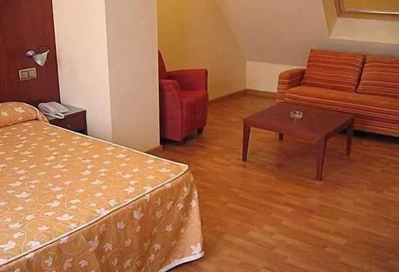 Fotos del hotel Doña Urraca:  17