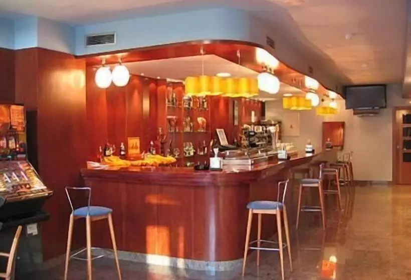 Fotos del hotel Doña Urraca:  10