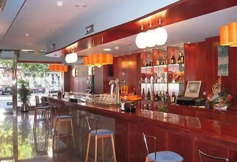 Fotos del hotel Doña Urraca:  5