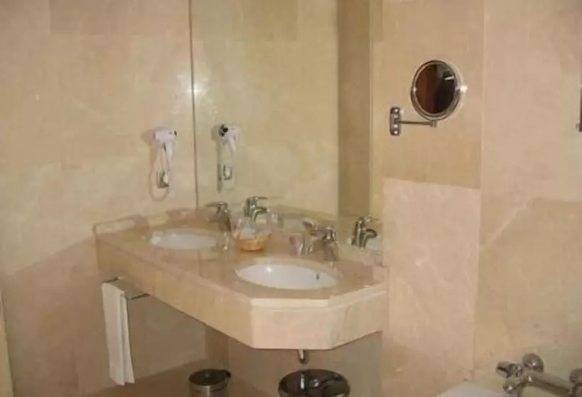 Fotos del hotel Doña Urraca:  6