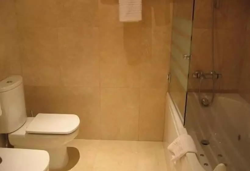 Fotos del hotel Doña Urraca:  16