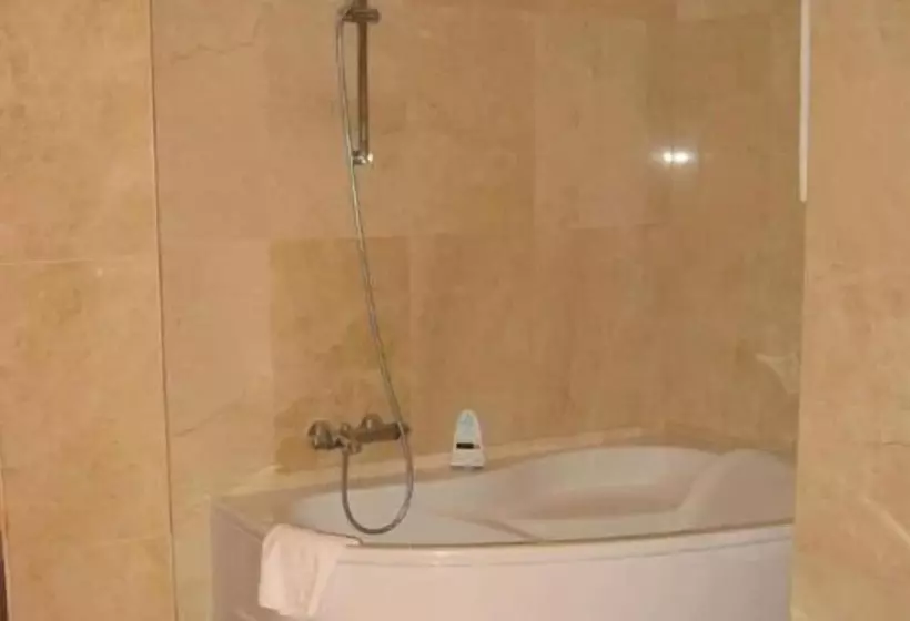 Fotos del hotel Doña Urraca:  18