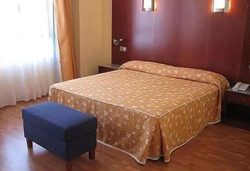 Fotos del hotel Doña Urraca:  23