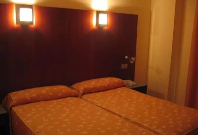 Fotos del hotel Doña Urraca:  15