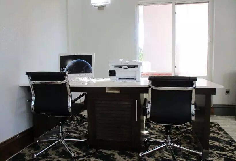 Fotos del hotel Best Western Plus Philadelphiachoctaw  And Suites:  6