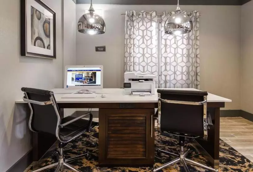 Fotos del hotel Best Western Plus Philadelphiachoctaw  And Suites:  11