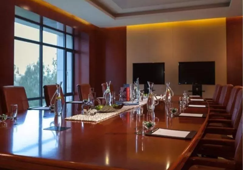 Fotos del hotel Marriott Executive Apartment Tianjin Lakeview:  7