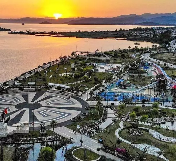 Green Forest Holiday Village