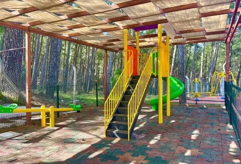 Fotos del hotel Green Forest Holiday Village:  5