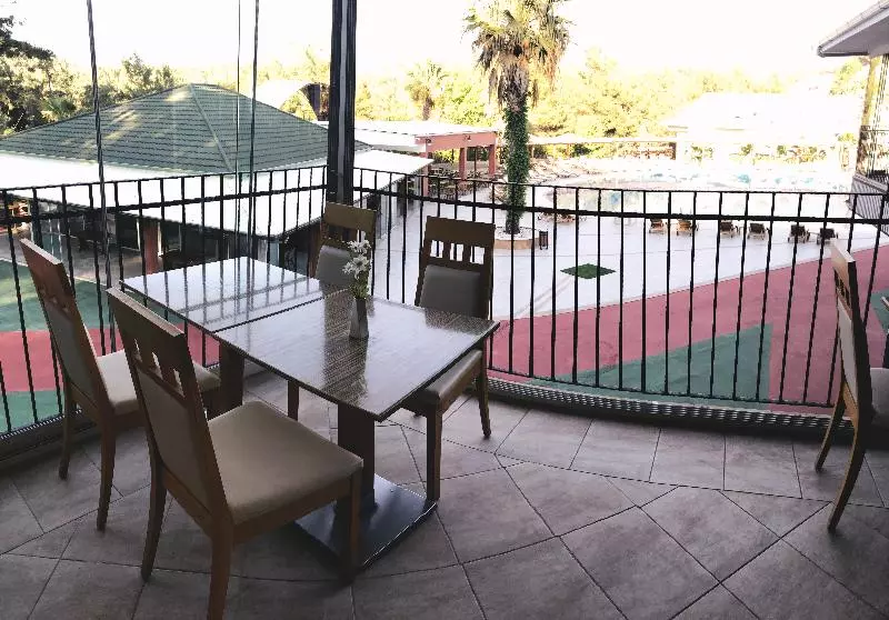 Fotos del hotel Green Forest Holiday Village:  12