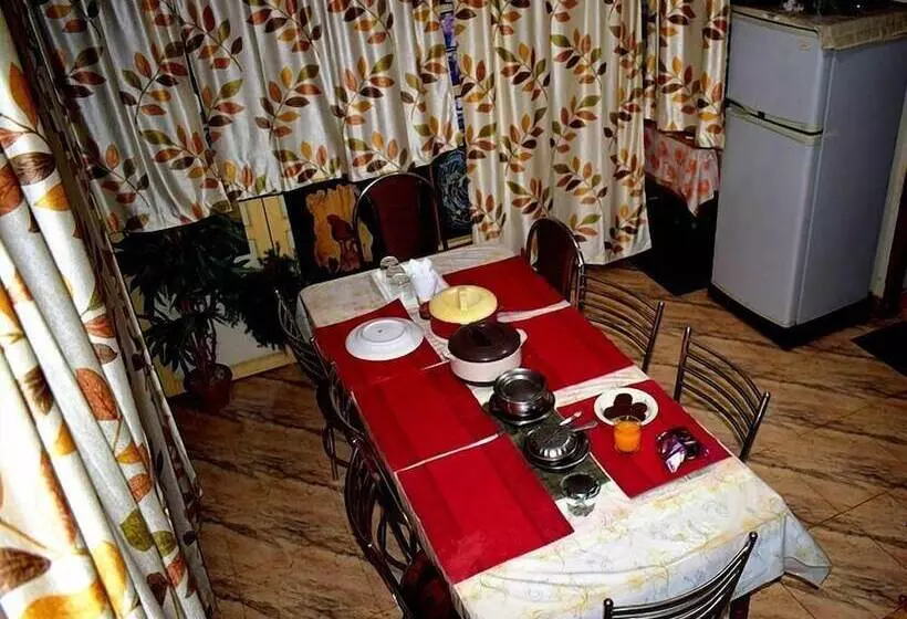 Fotos del hotel Sonnetta Residency:  3