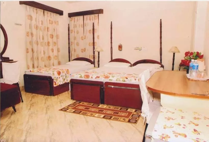 Fotos del hotel Sonnetta Residency:  22