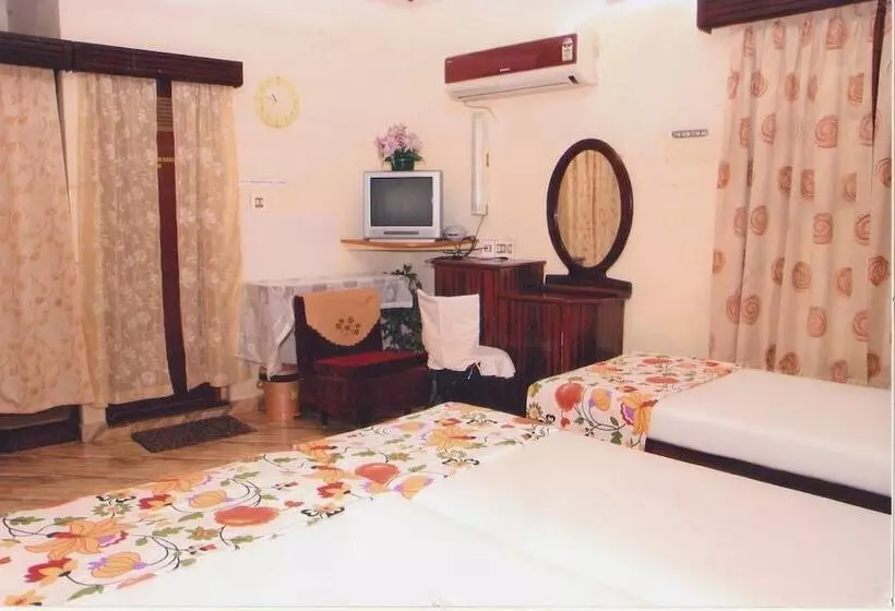 Fotos del hotel Sonnetta Residency:  2