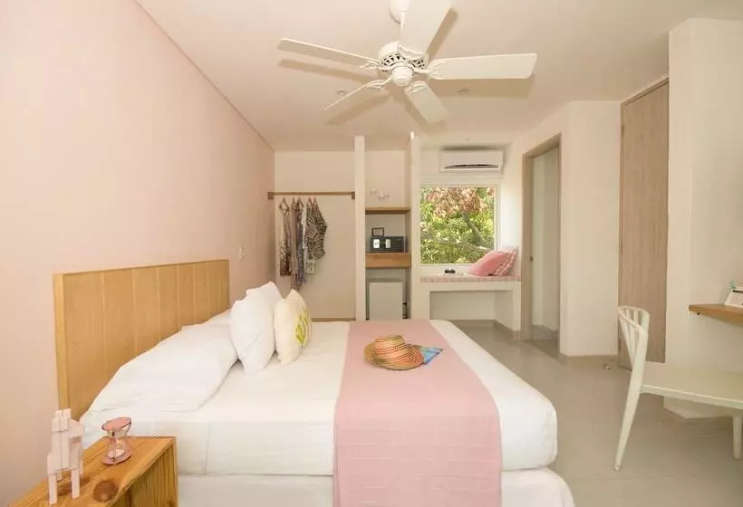 Fotos del hotel La Casa Del Farol  Boutique By Xarm S:  16