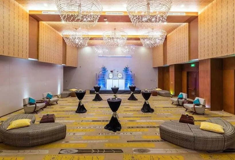 Courtyard By Marriott Bali Nusa Dua Resort