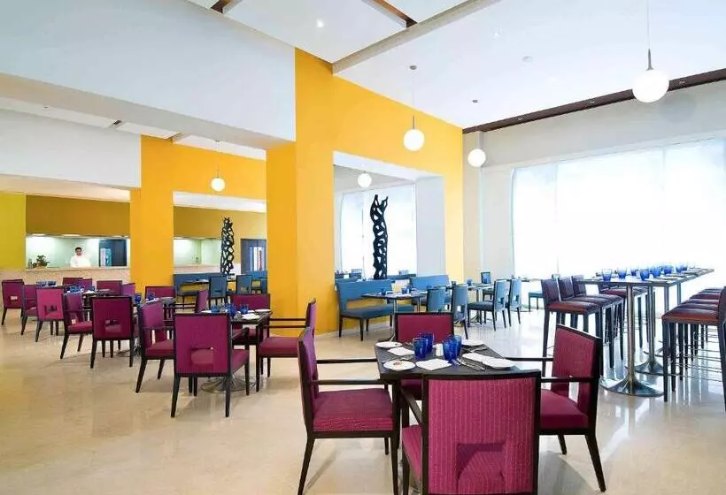 Fotos del hotel Ibis Pune Viman Nagar:  8