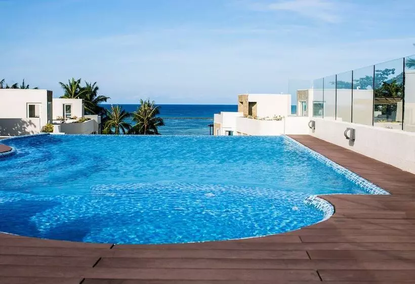 7 Stones Boracay Suites