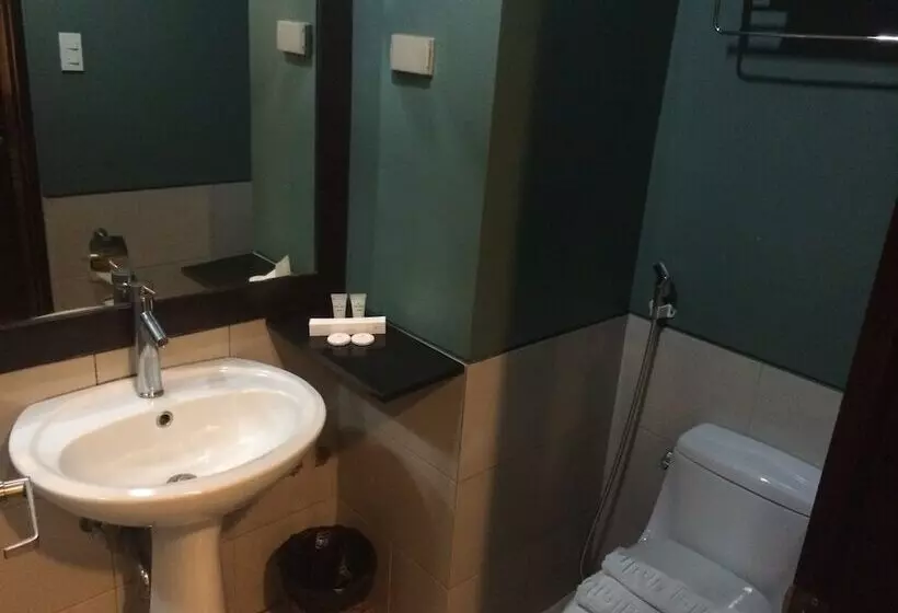 Fotos del hotel Baguio Burnham Suites:  13