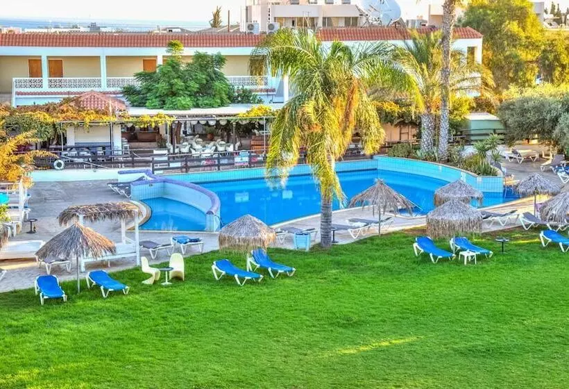 Fotos del hotel Captain Karas Holidays Apartments:  21