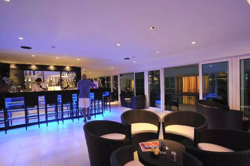 Fotos del hotel The Palms, Kamala Beach  Sha Extra Plus:  18