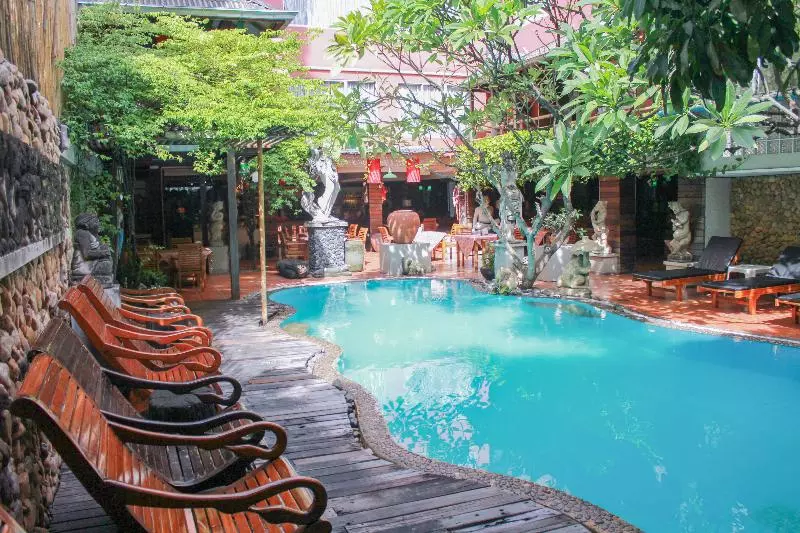 Fotos del hotel Villa Chacha Banglumphu:  1