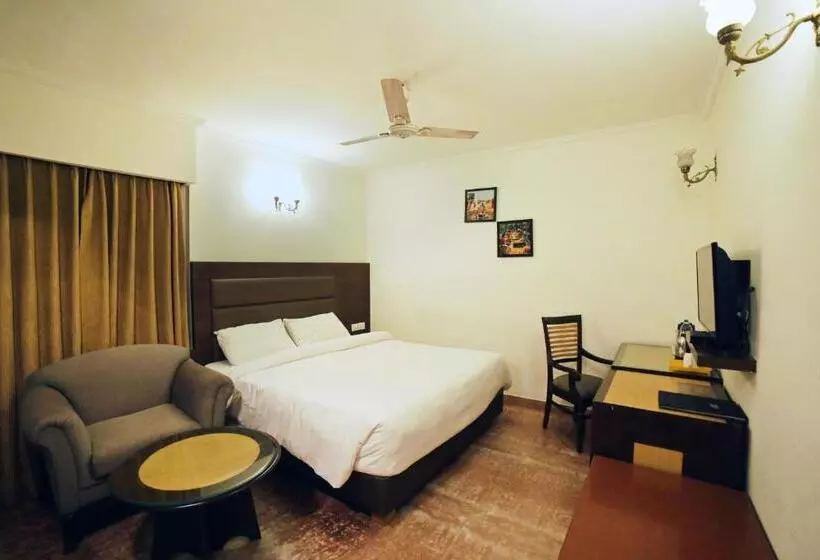 Fotos del hotel Hotel Meraden Grand:  2