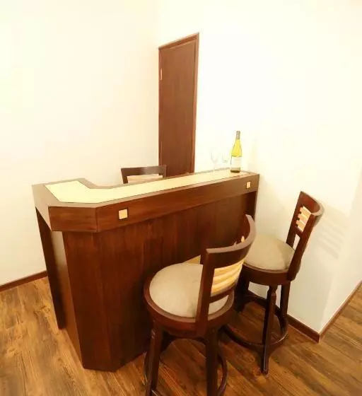 Fotos del hotel Hotel Meraden Grand:  5