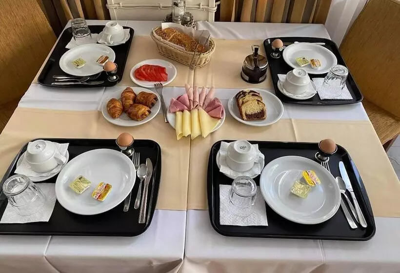 Fotos del hotel Adam S:  17