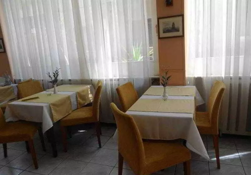 Fotos del hotel Adam S:  14