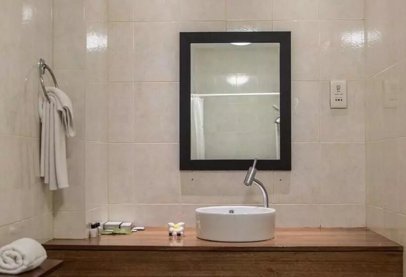 Fotos del hotel The Beehive:  3