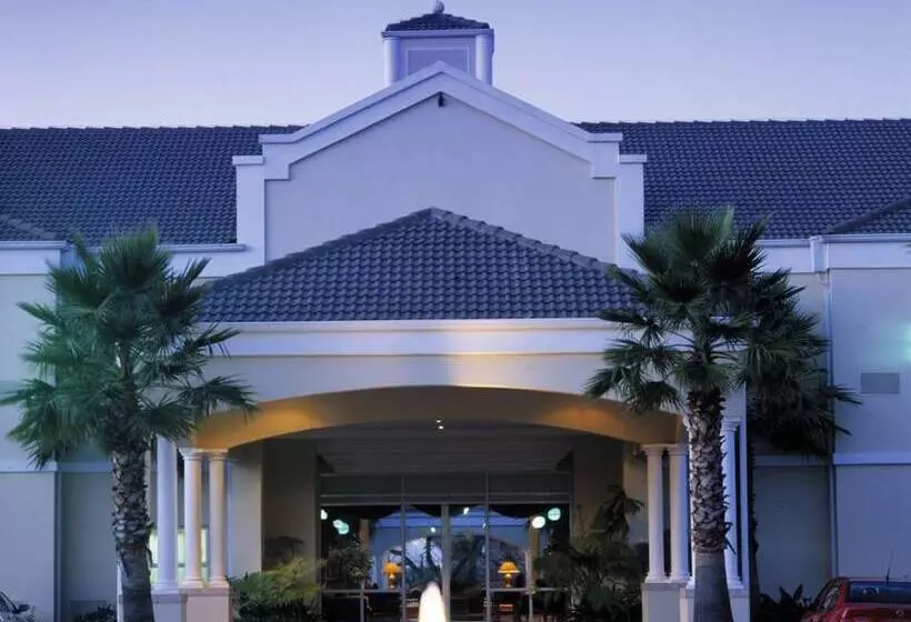 Fotos del hotel Garden Court Morningside Sandton:  11