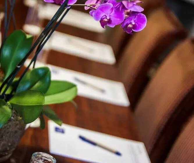 Fotos del hotel Garden Court Morningside Sandton:  3