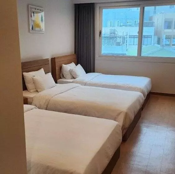 Fotos del hotel Heyy Seogwipo:  15