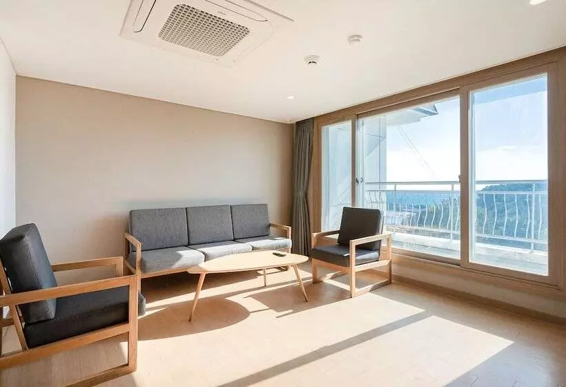 Fotos del hotel Heyy Seogwipo:  25