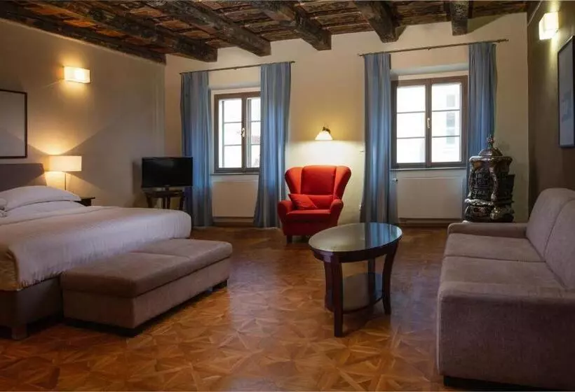 Fotos del hotel Orea Place Charles Bridge:  22