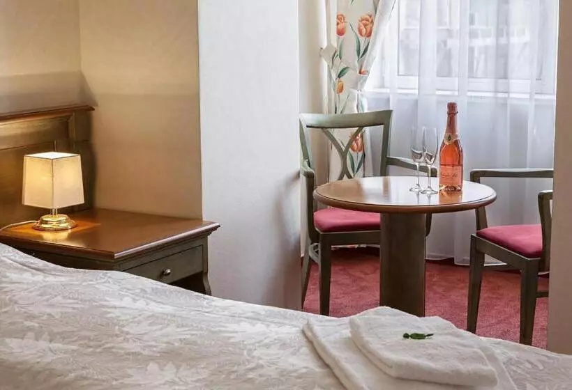 Fotos del hotel Augustus Et Otto:  18