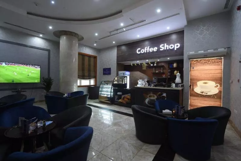 Fotos del hotel Dabab Hotel By Warwick:  23