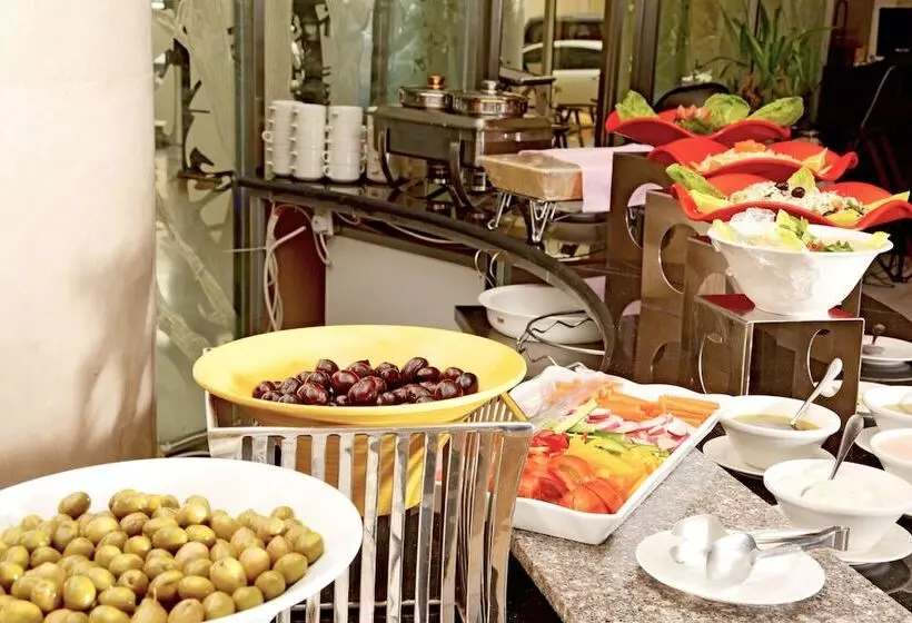 Fotos del hotel Dabab Hotel By Warwick:  21