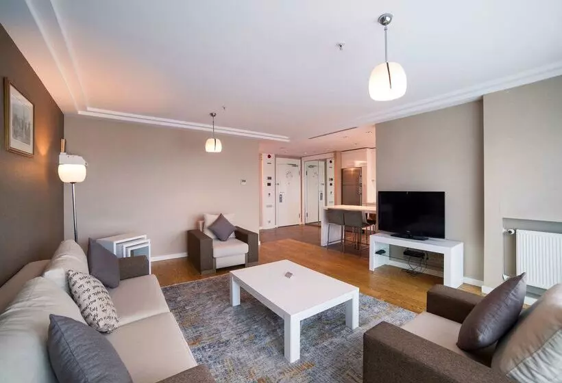 Fotos del hotel Radisson Residences Avrupa Tem Istanbul:  24