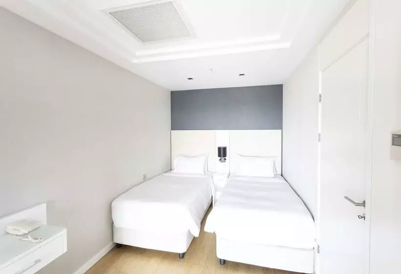 Fotos del hotel Radisson Residences Avrupa Tem Istanbul:  18