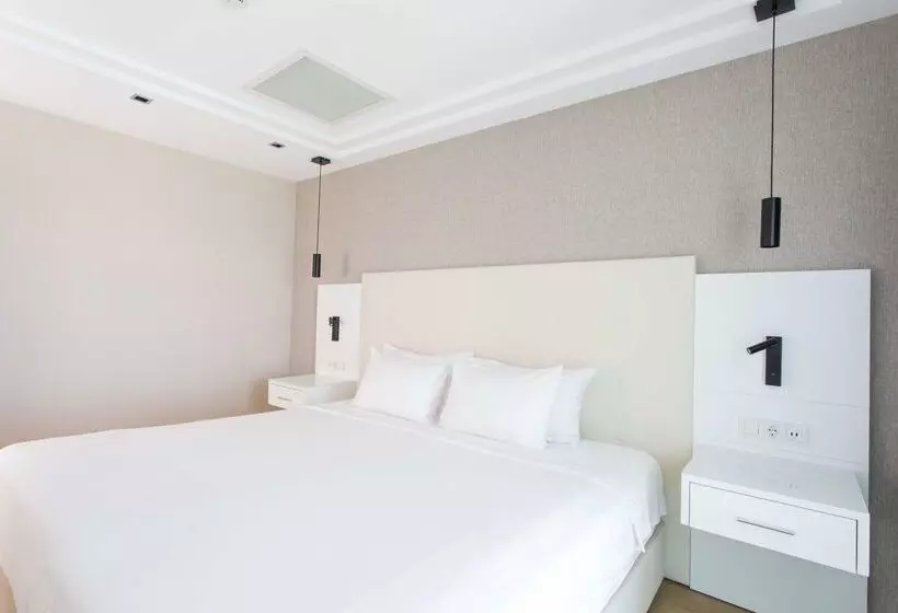 Fotos del hotel Radisson Residences Avrupa Tem Istanbul:  3