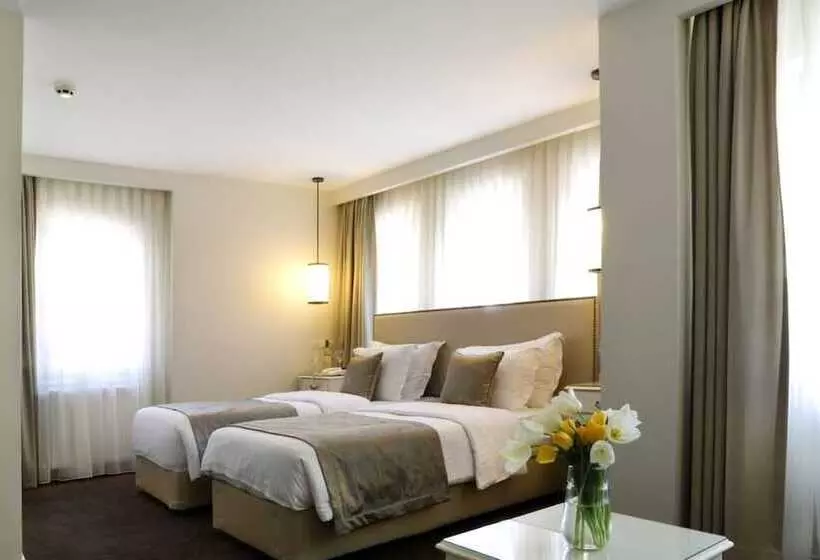 Fotos del hotel Taximtown:  12