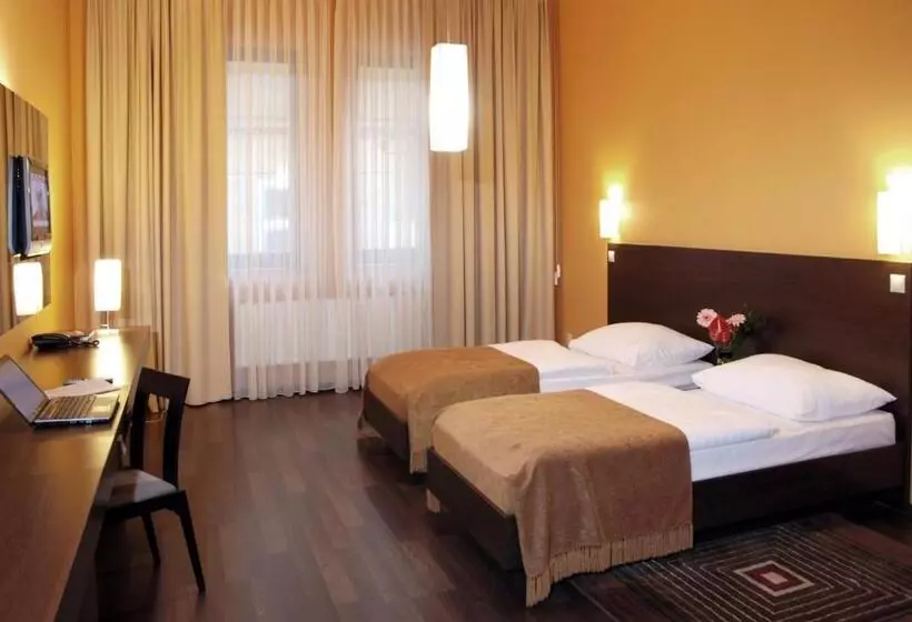 Fotos del hotel Zlaty Dukat:  7