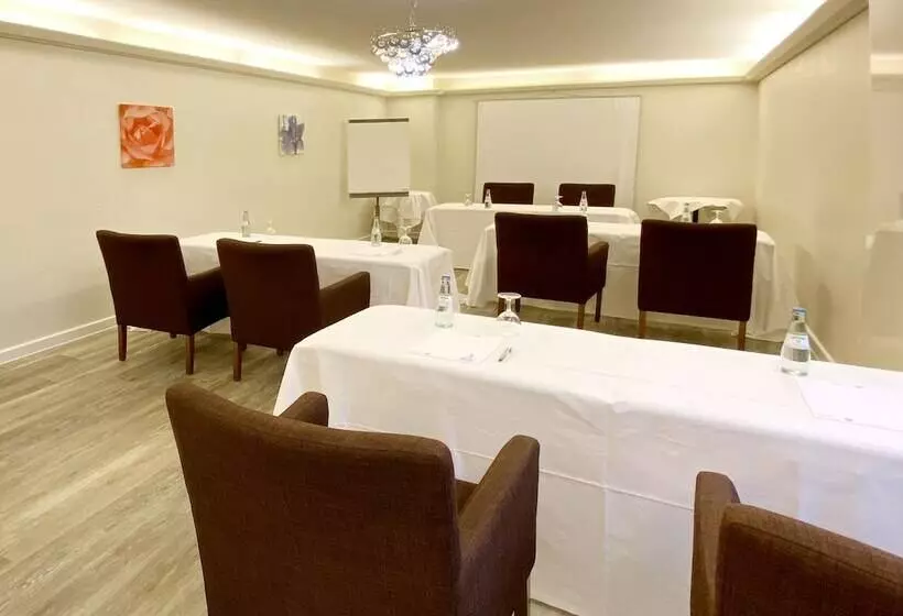 Fotos del hotel Dormero  Düsseldorf:  10